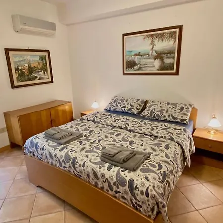 Bellavista Apartments *